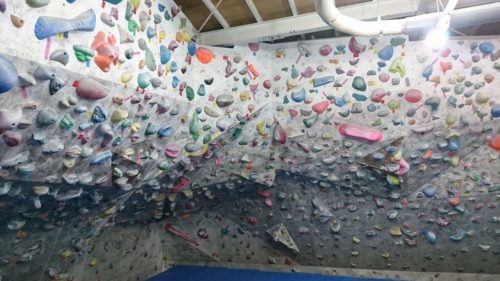 福島県のクライミング施設「ジャンダルム いわき店」